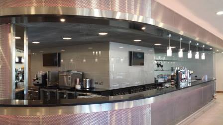 Glass and mirror panelling in the Leopardstown Racecourse bar
